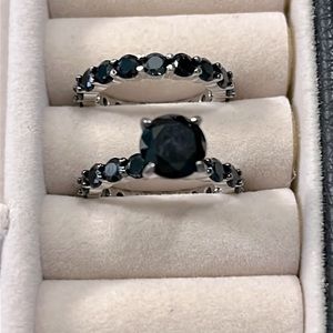 Black bridal ring set